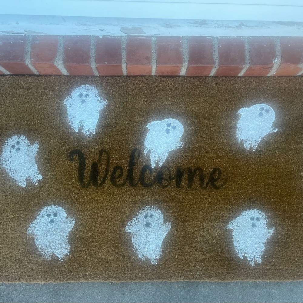 Charming Ghost Welcome Doormat - Brown and White